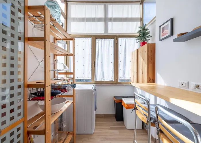 Apartament Meropia House